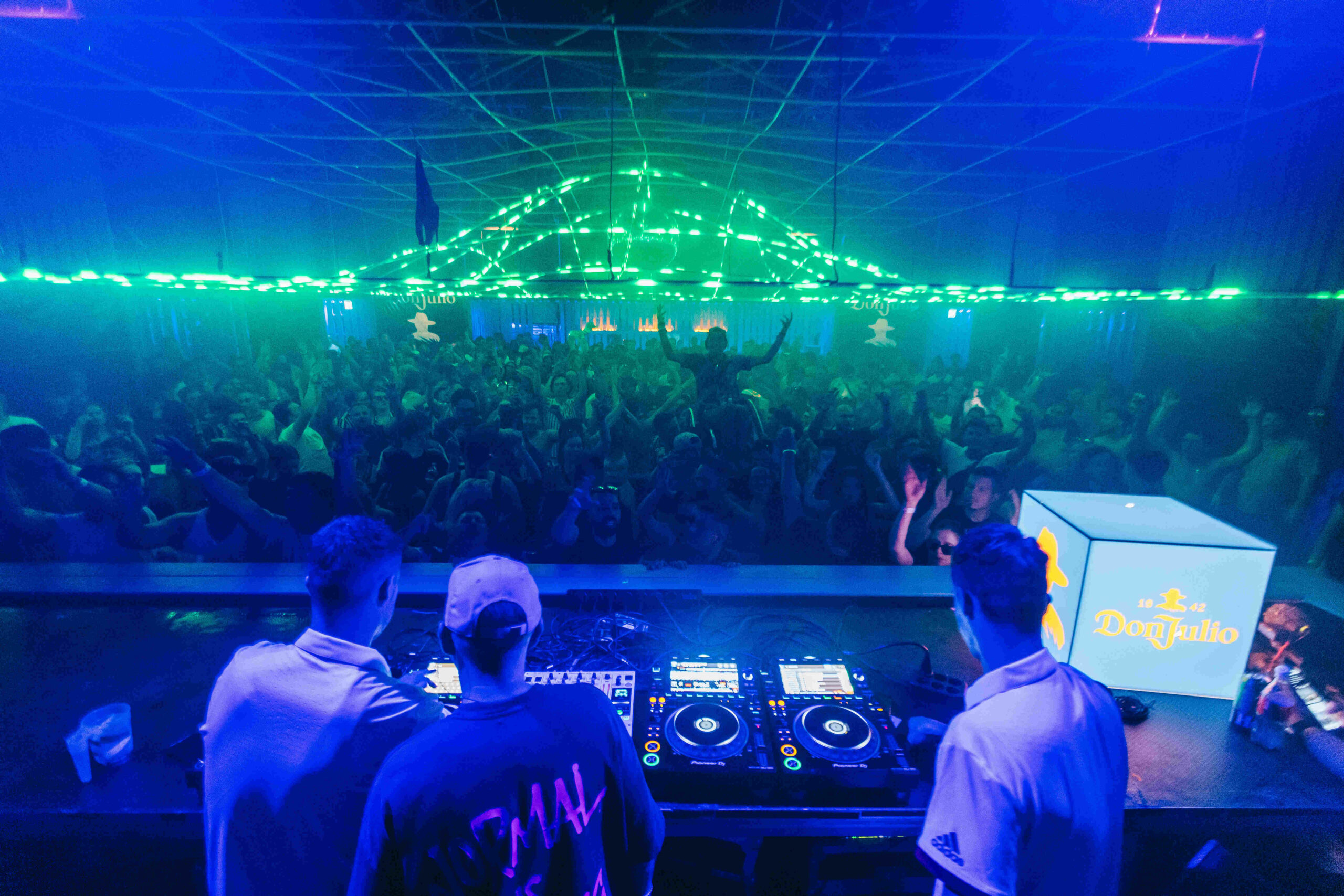 Arzenal x Turbina Der Klub